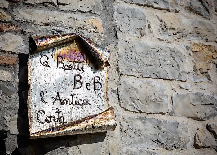 Ca' Baetti L'antica Corte منزل ريفي Roncola