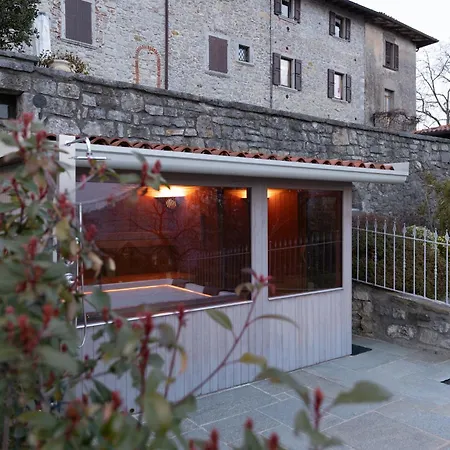 Ca' Baetti L'antica Corte Roncola